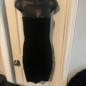 Olivaceous Elegant Black Strapless Dress Size Large